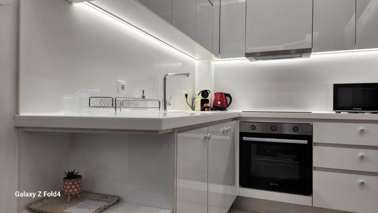De Lenco Residence 4 Атина Екстериор снимка